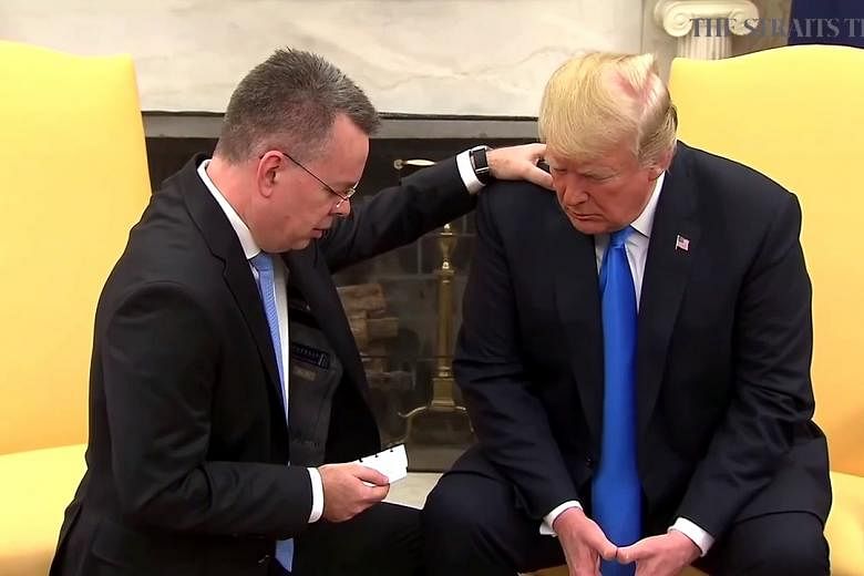 Perpecahan Christianity Today dengan Trump menyoroti masalah yang lebih dalam di Amerika evangelis kulit putih